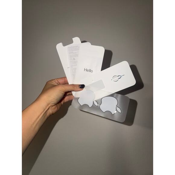 Apple $18 Gift Card + iPhone 11 Pro Midnight Green Original Box Only Stickers - Picture 4 of 5